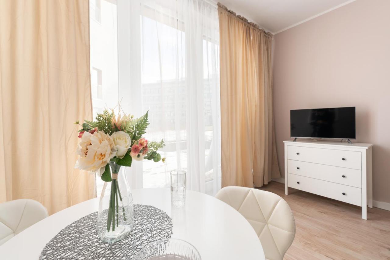 Superapart Aignera Apt 4, Family Friendly Oasis Varsó Kültér fotó